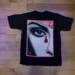 OBEY Tshirt with red and black design
